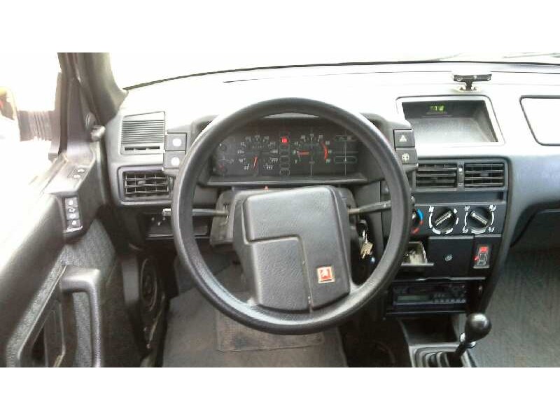 citroen bx berlina del año 1990