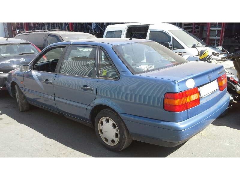 volkswagen passat berlina (3a2) del año 1996