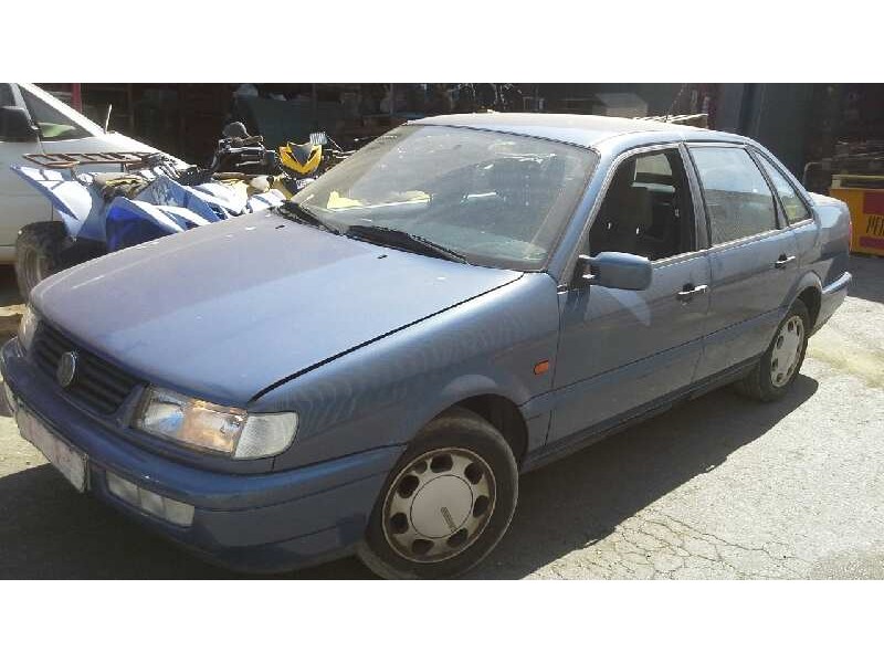 volkswagen passat berlina (3a2) del año 1996