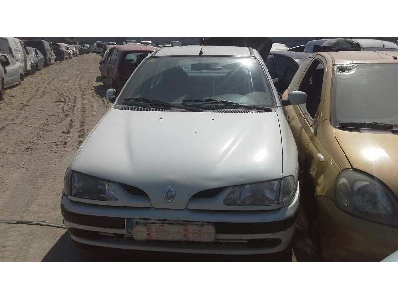 renault megane i berlina hatchback (ba0) del año 1996