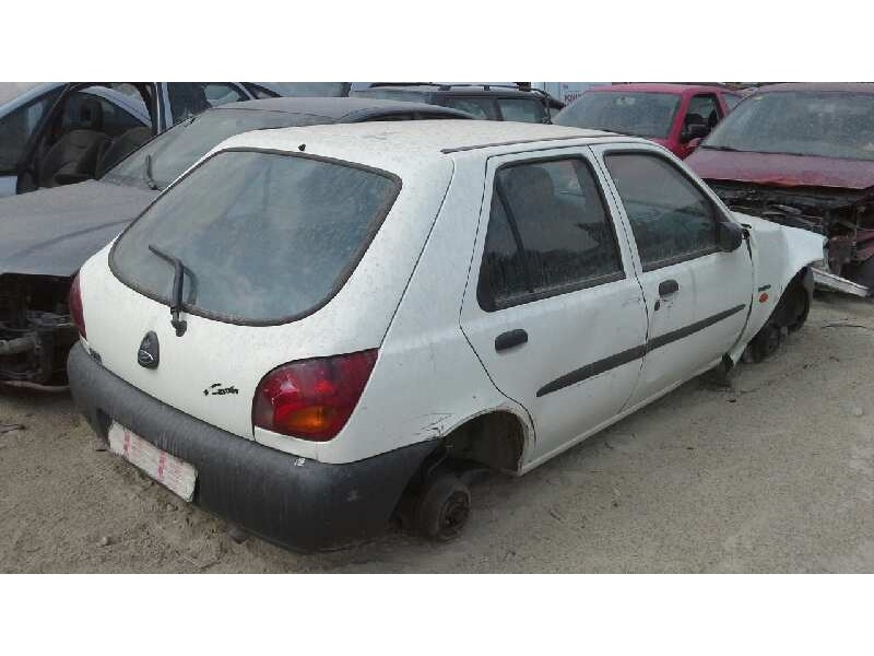 ford fiesta berl./courier del año 1996