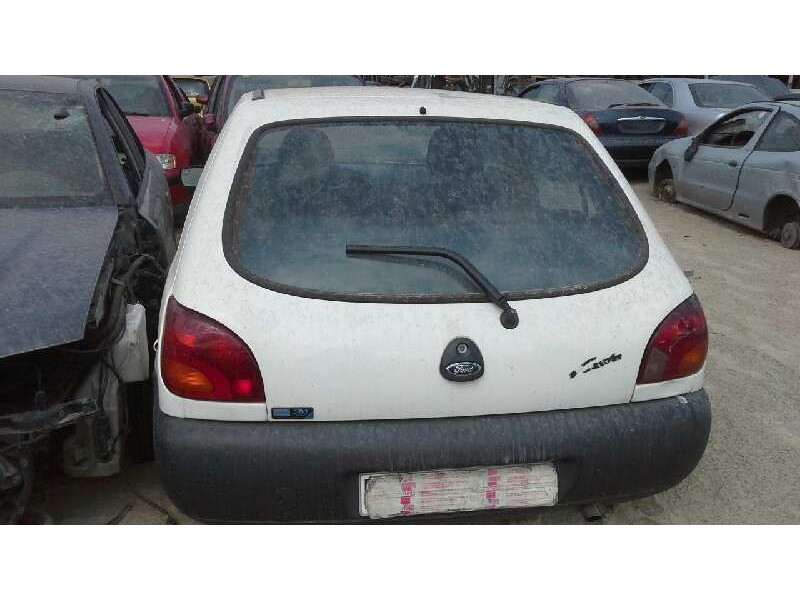 ford fiesta berl./courier del año 1996