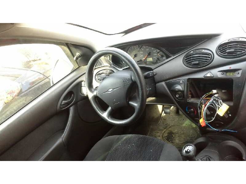 ford focus berlina (cak) del año 1999