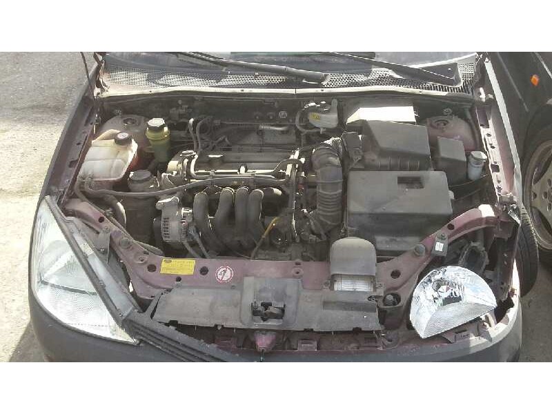 ford focus berlina (cak) del año 1999