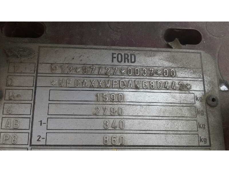ford focus berlina (cak) del año 1999