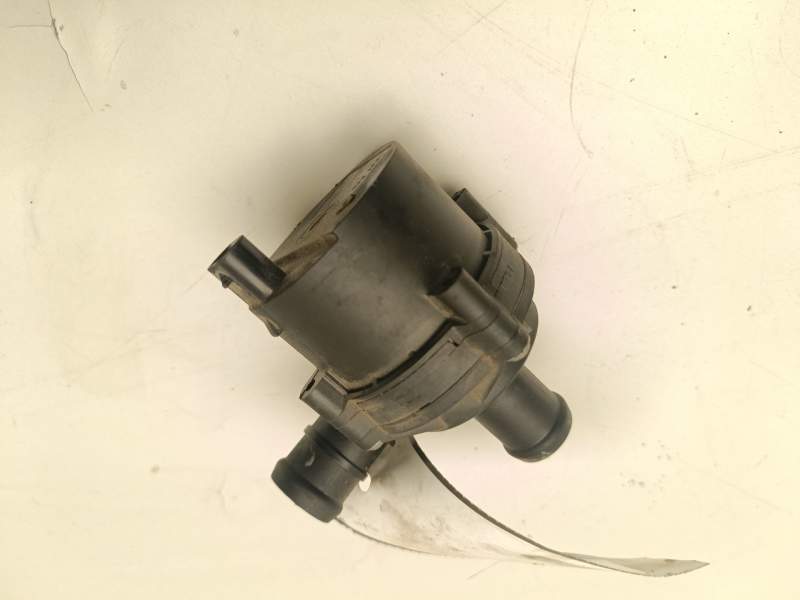 Recambio de bomba agua electrica para audi a1 (8xk) 1.4 16v tfsi referencia OEM IAM 5Q0965567  