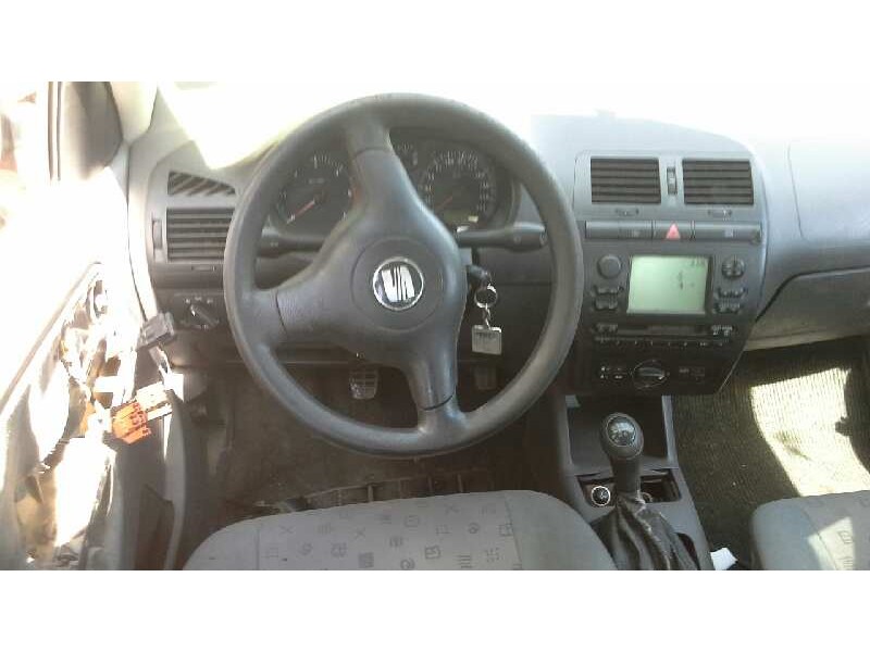 seat ibiza (6k1) del año 2000