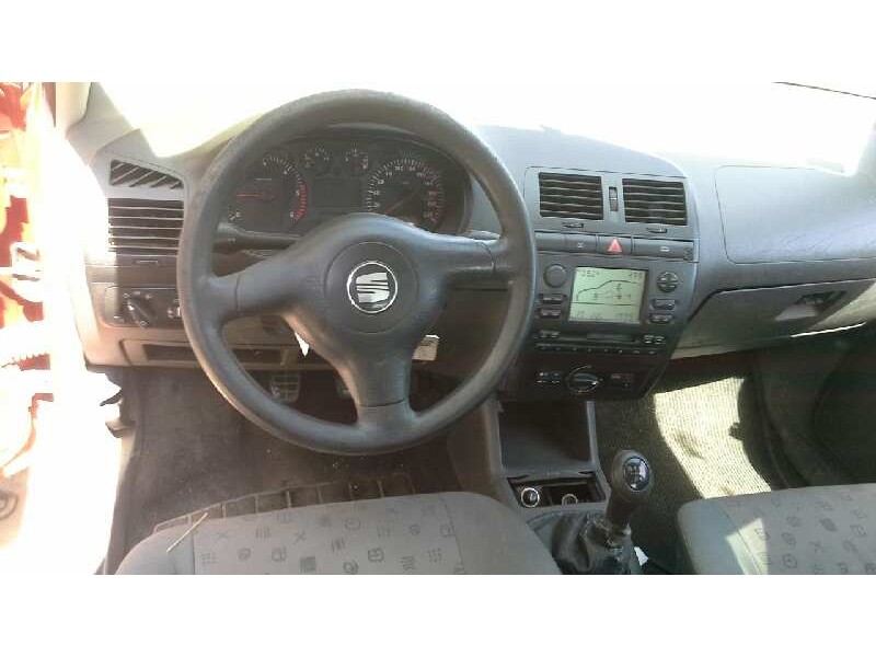 seat ibiza (6k1) del año 2000