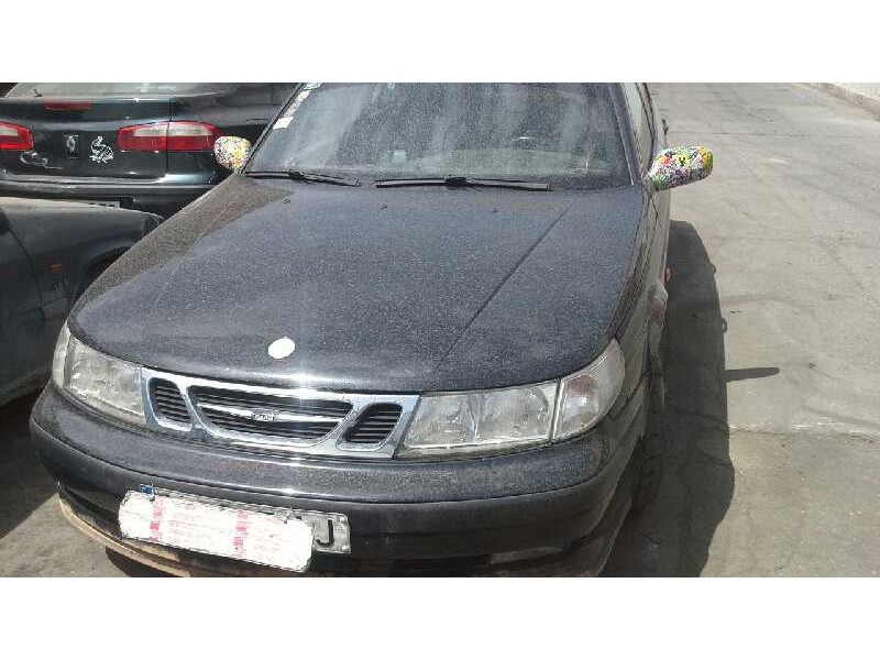 saab 9-5 sedán del año 2000