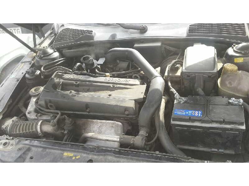 saab 9-5 sedán del año 2000