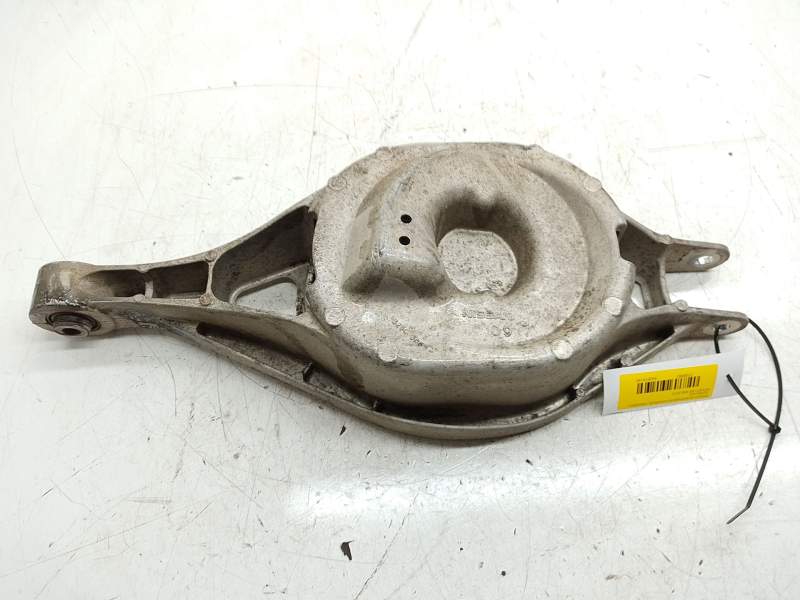 Recambio de brazo suspension inferior trasero derecho para infiniti ex 30d referencia OEM IAM 551B01BA0A  