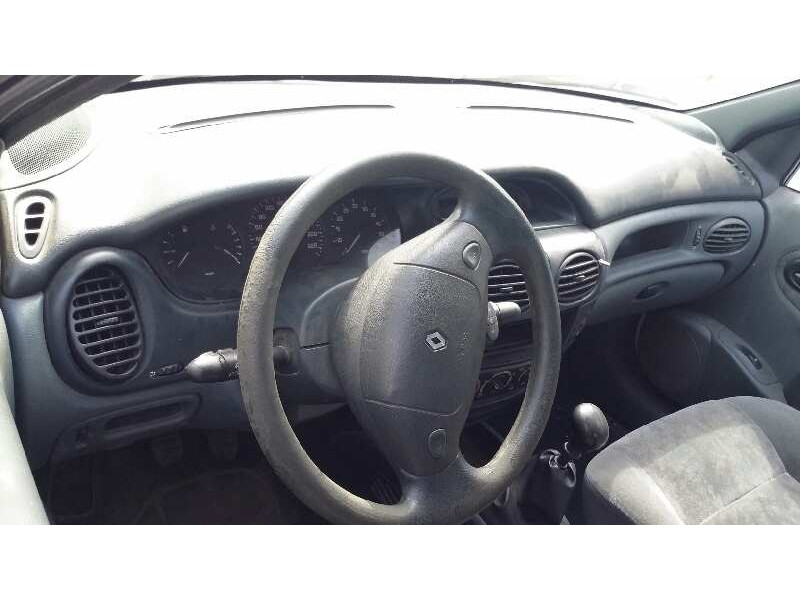 renault megane i classic (la0) del año 1997