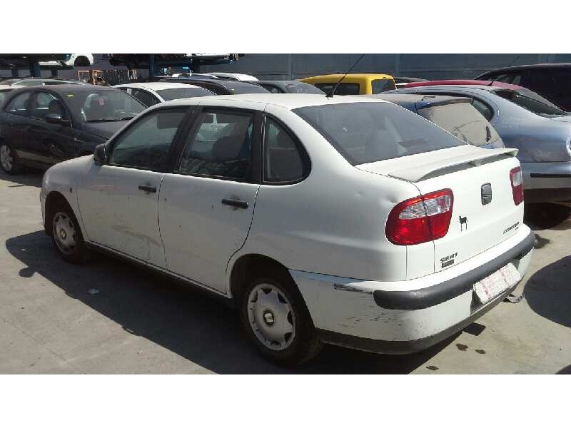 seat cordoba berlina (6k2) del año 1999