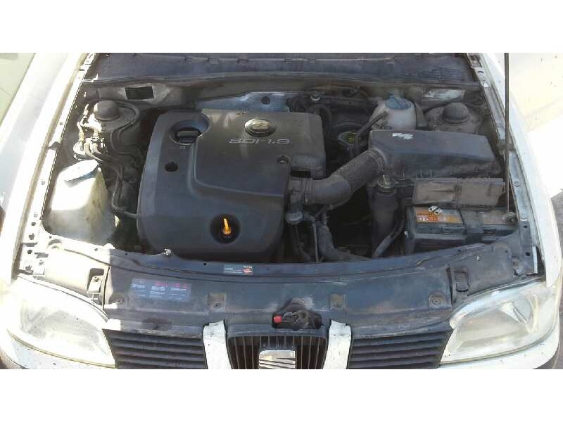 seat cordoba berlina (6k2) del año 1999