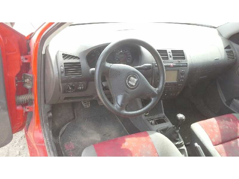 seat ibiza (6k1) del año 2001