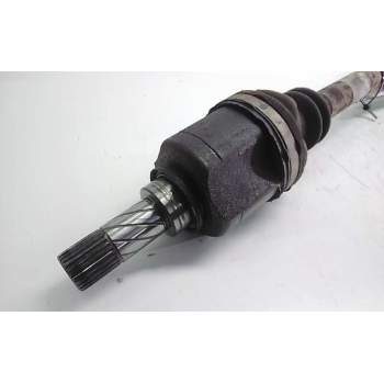Recambio de transmision delantera izquierda para renault scenic ii privilege referencia OEM IAM 8200330413  