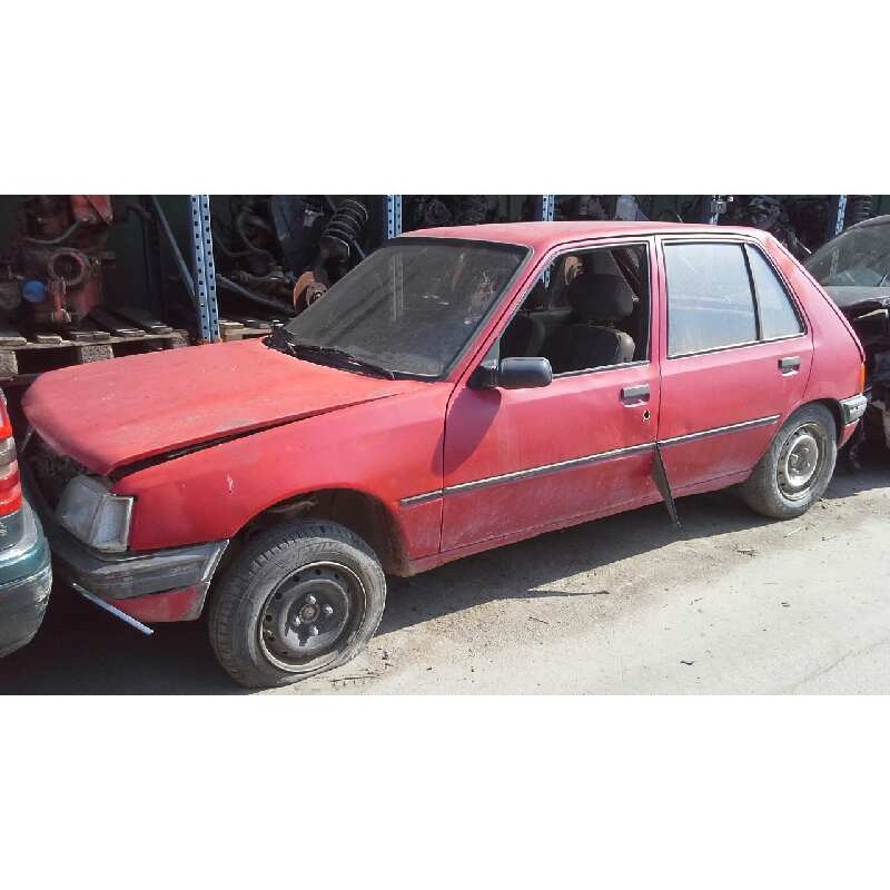 peugeot 205 berlina del año 1987