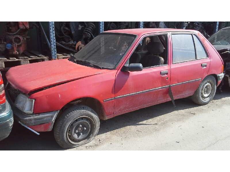 peugeot 205 berlina del año 1987