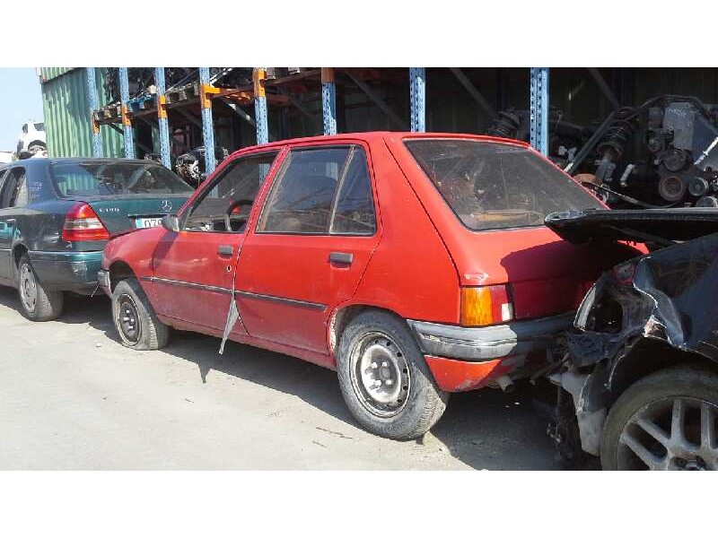peugeot 205 berlina del año 1987