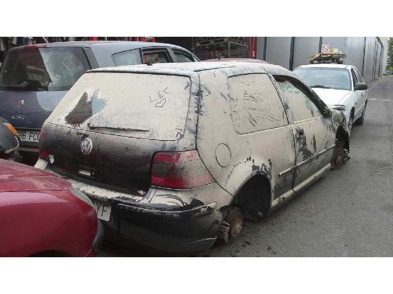 volkswagen golf iv berlina (1j1) del año 2002