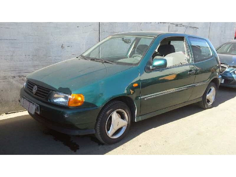 volkswagen polo berlina (6n1) del año 1996