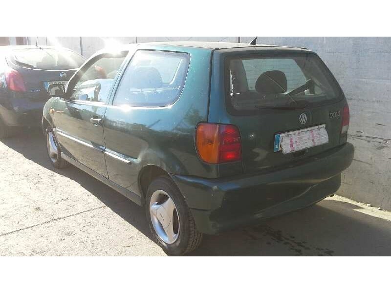 volkswagen polo berlina (6n1) del año 1996