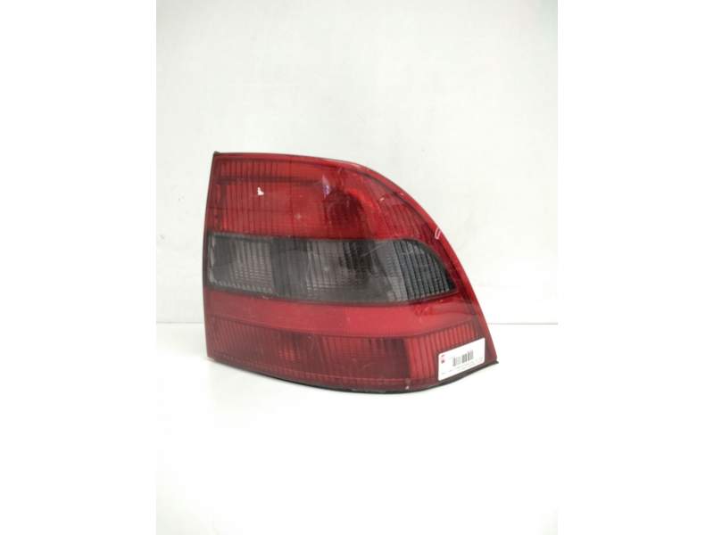 Recambio de piloto trasero derecho para opel vectra b berlina básico (1999) referencia OEM IAM 90568049  