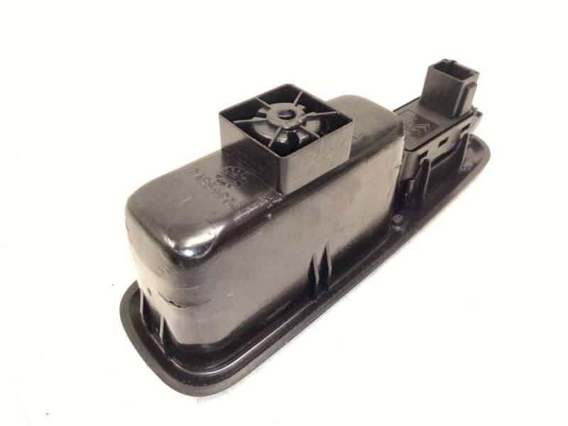 Recambio de mando elevalunas trasero derecho para peugeot 5008 (0u_, 0e_) 1.6 16v referencia OEM IAM 96662297  