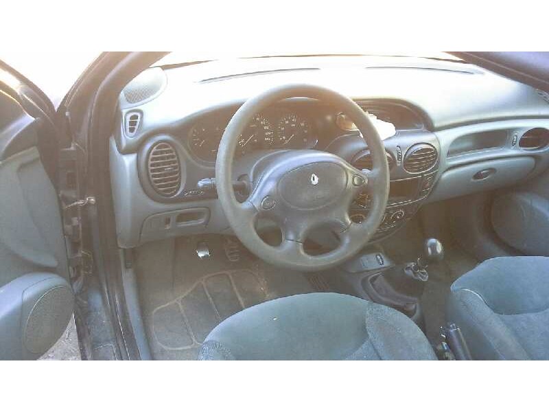 renault megane i coach/coupe (da0) del año 1997