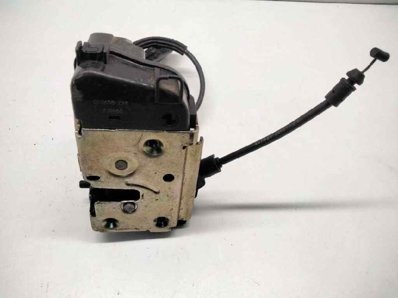 Recambio de cerradura puerta delantera derecha para renault laguna ii grandtour (kg0) 2.2 dci turbodiesel referencia OEM IAM   