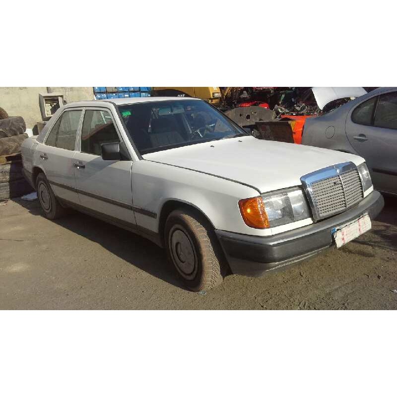 mercedes clase e (w124) berlina del año 1985