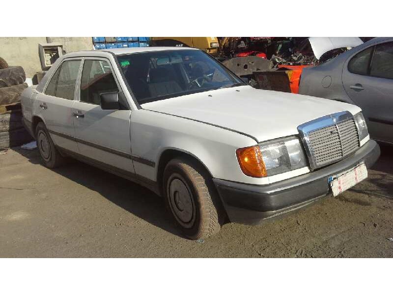 mercedes clase e (w124) berlina del año 1985