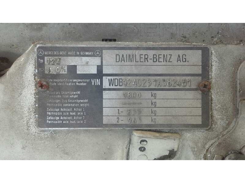 mercedes clase e (w124) berlina del año 1985