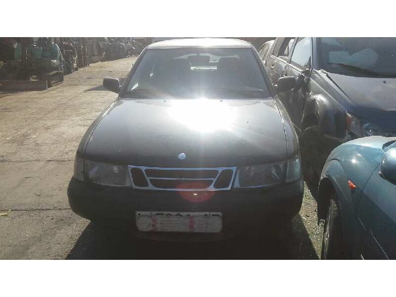 saab 900 berlina del año 1994