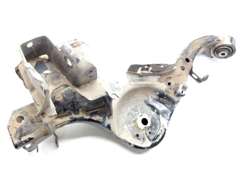 Recambio de brazo suspension inferior trasero izquierdo para nissan x-trail (t32) 360 referencia OEM IAM 5Y1812D254  