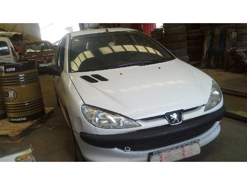 peugeot 206 berlina del año 1999