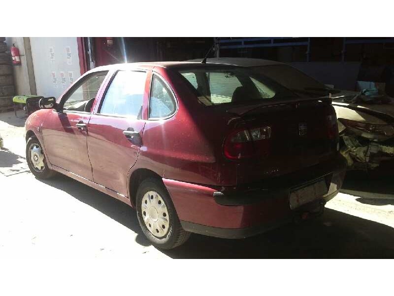 seat cordoba berlina (6k2) del año 2001