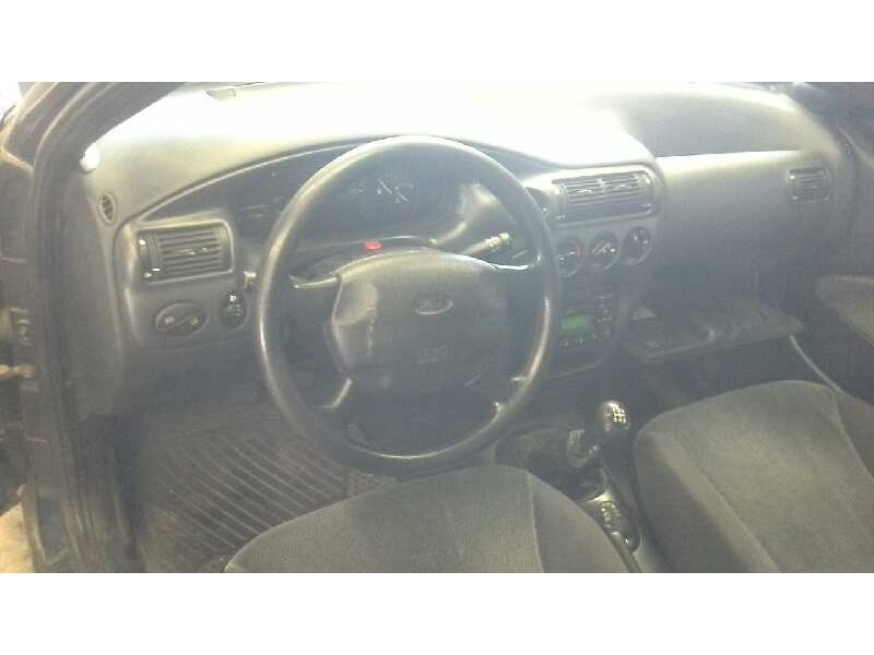 ford escort berl./turnier del año 1999