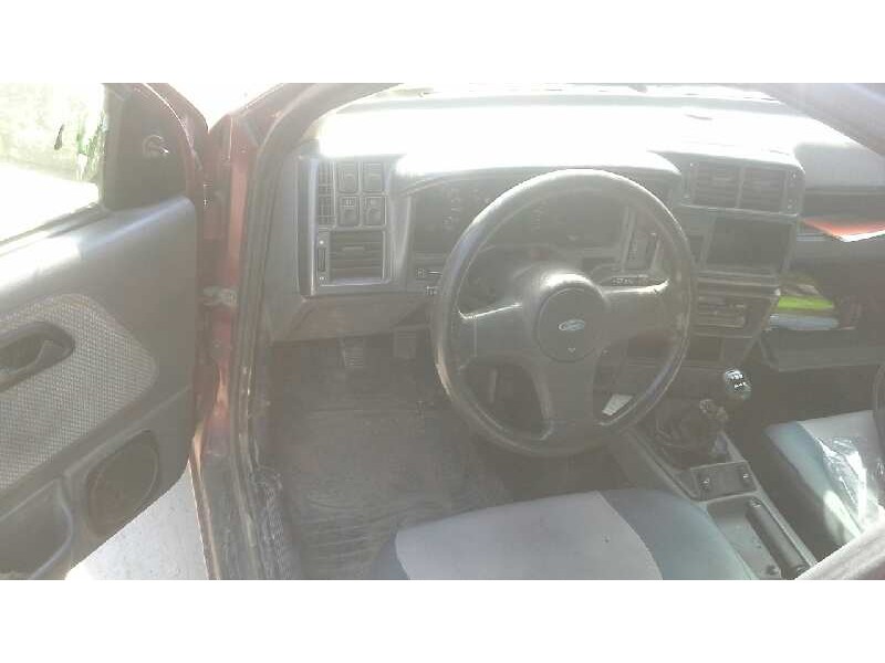 ford sierra berlina del año 1991