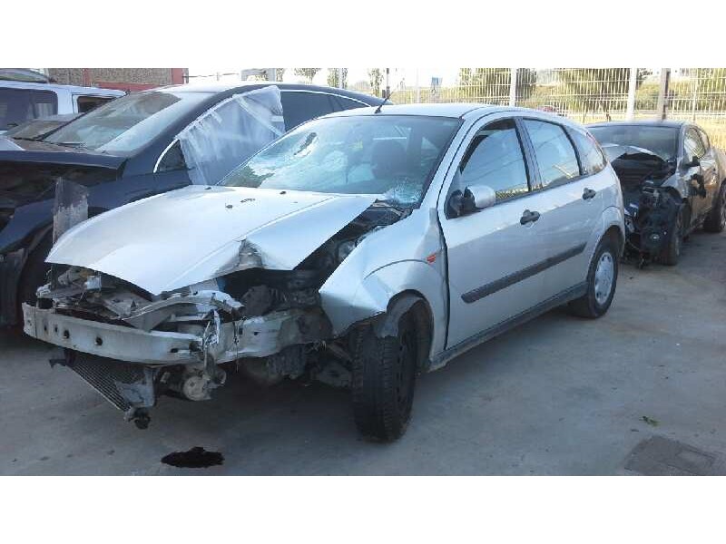ford focus berlina (cak) del año 1998