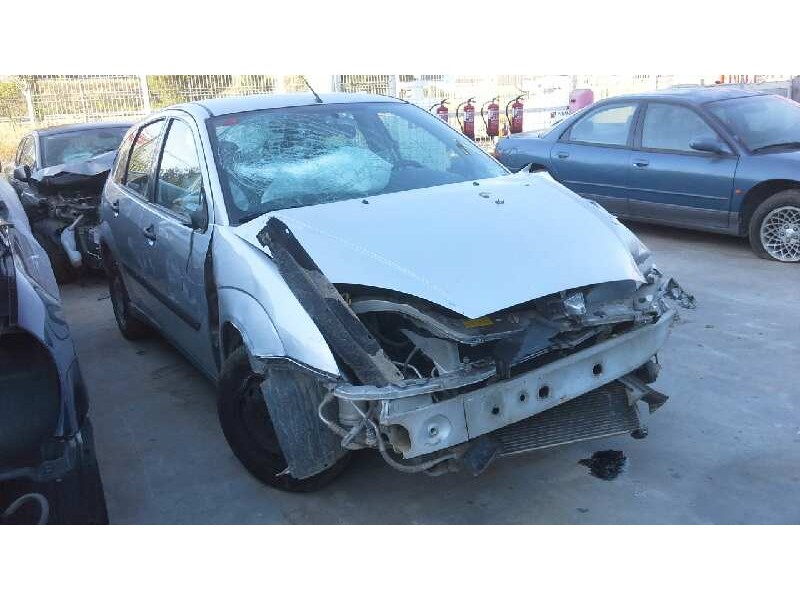 ford focus berlina (cak) del año 1998