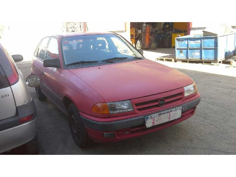 opel astra f berlina del año 1994