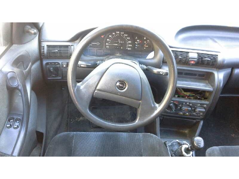 opel astra f berlina del año 1994