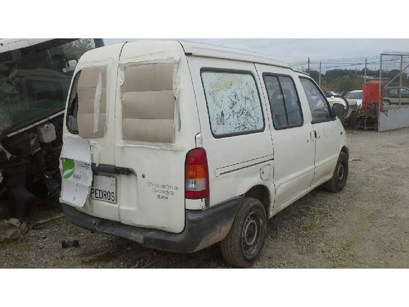 nissan vanette cargo del año 1996