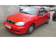 daewoo lanos del año 2000