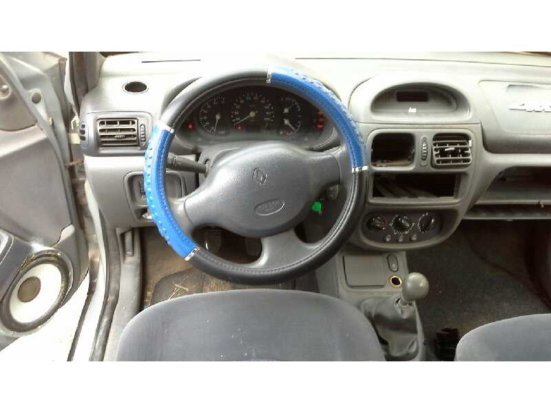 renault clio ii fase i (b/cbo) del año 1998