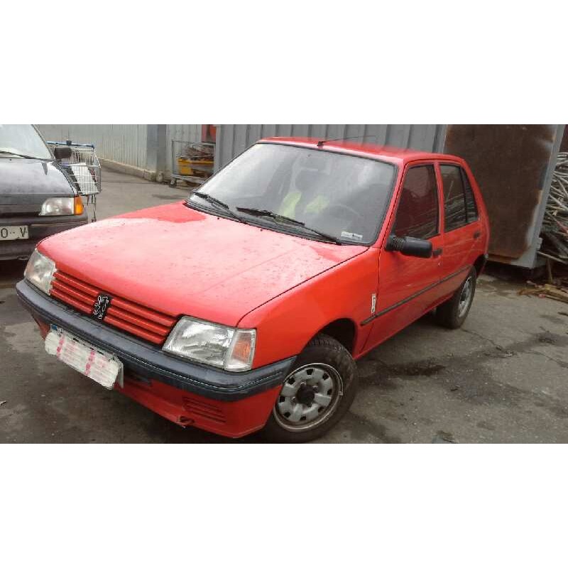 peugeot 205 berlina del año 1994