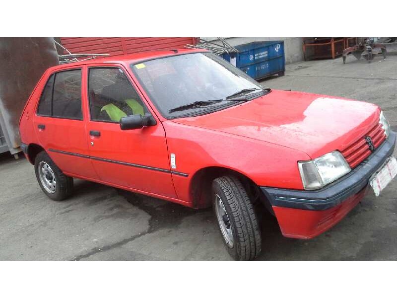 peugeot 205 berlina del año 1994
