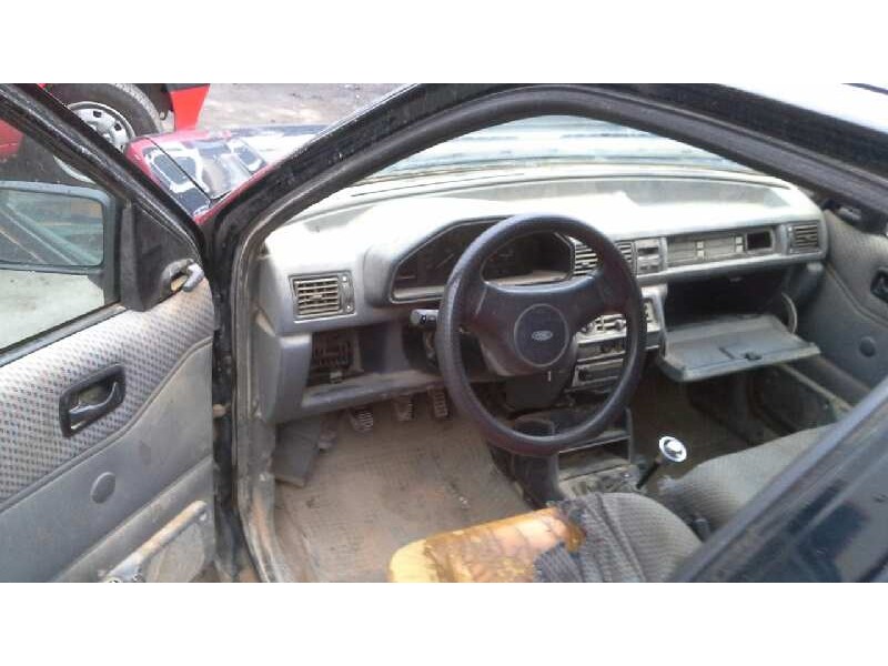 ford fiesta berl./courier del año 1992