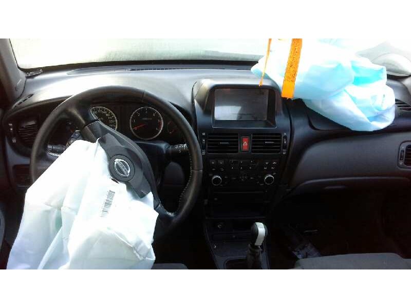 nissan almera (n16/e) del año 2003